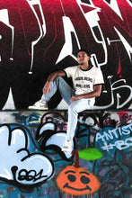 Lade das Bild in den Galerie-Viewer, City of Ballers T-Shirt
